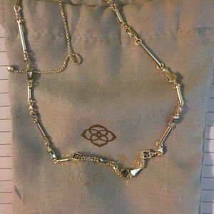 Kendra Scott necklace (Rhett)